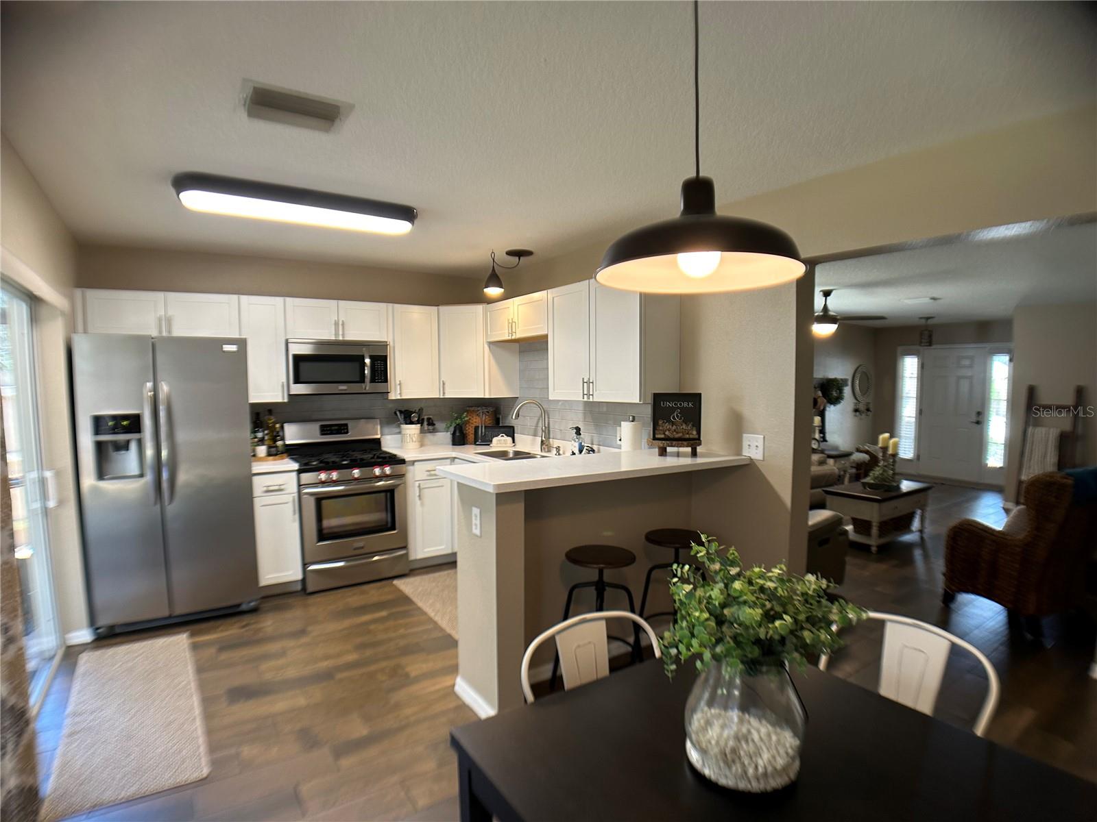 325 SUMMER SAILS DR