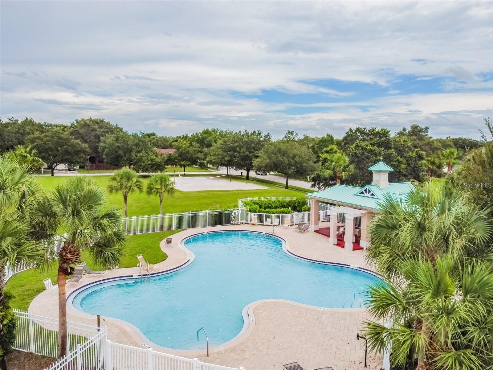 325 SUMMER SAILS DR