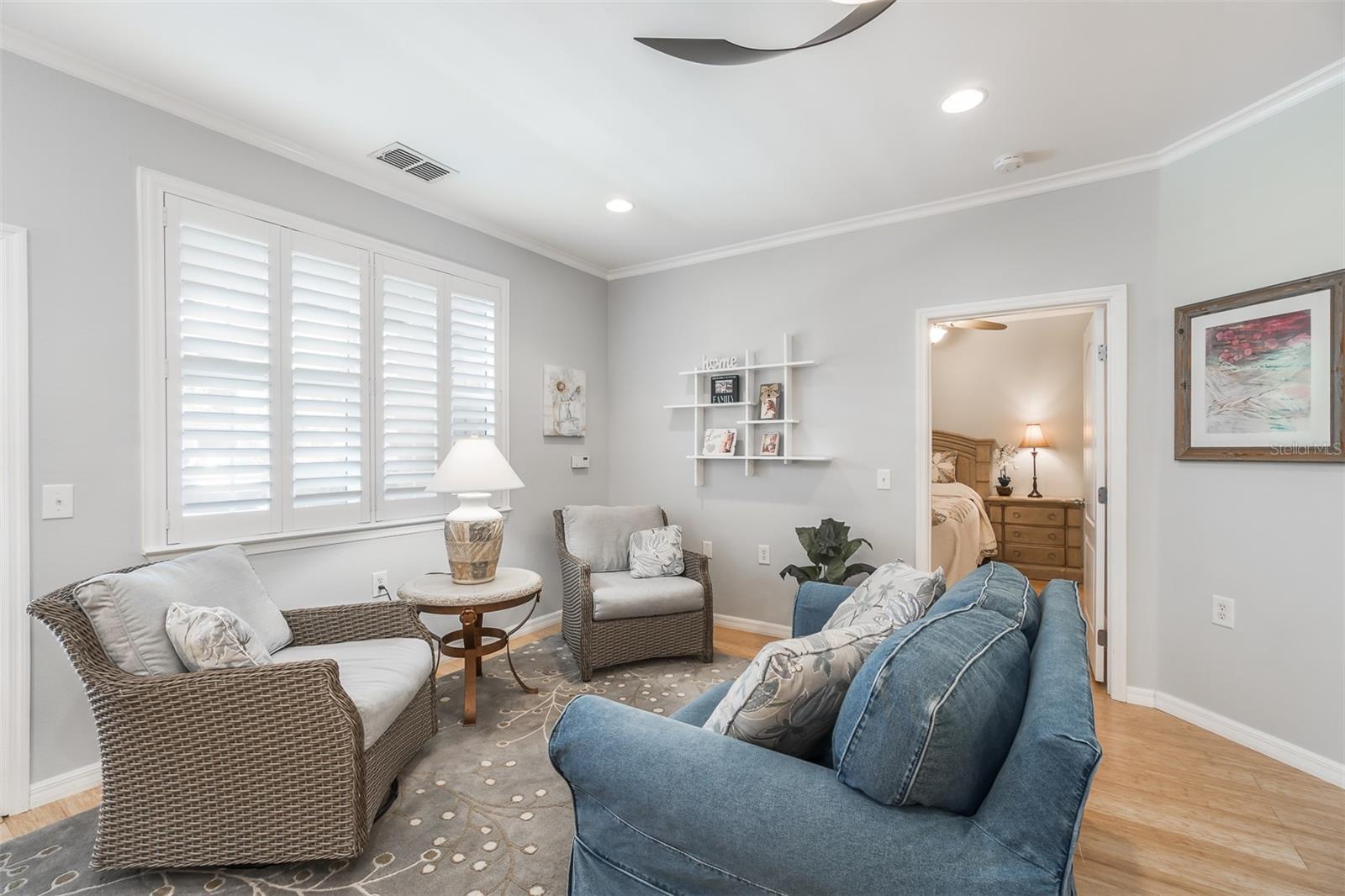 1600 VILLA CAPRI CIR #102