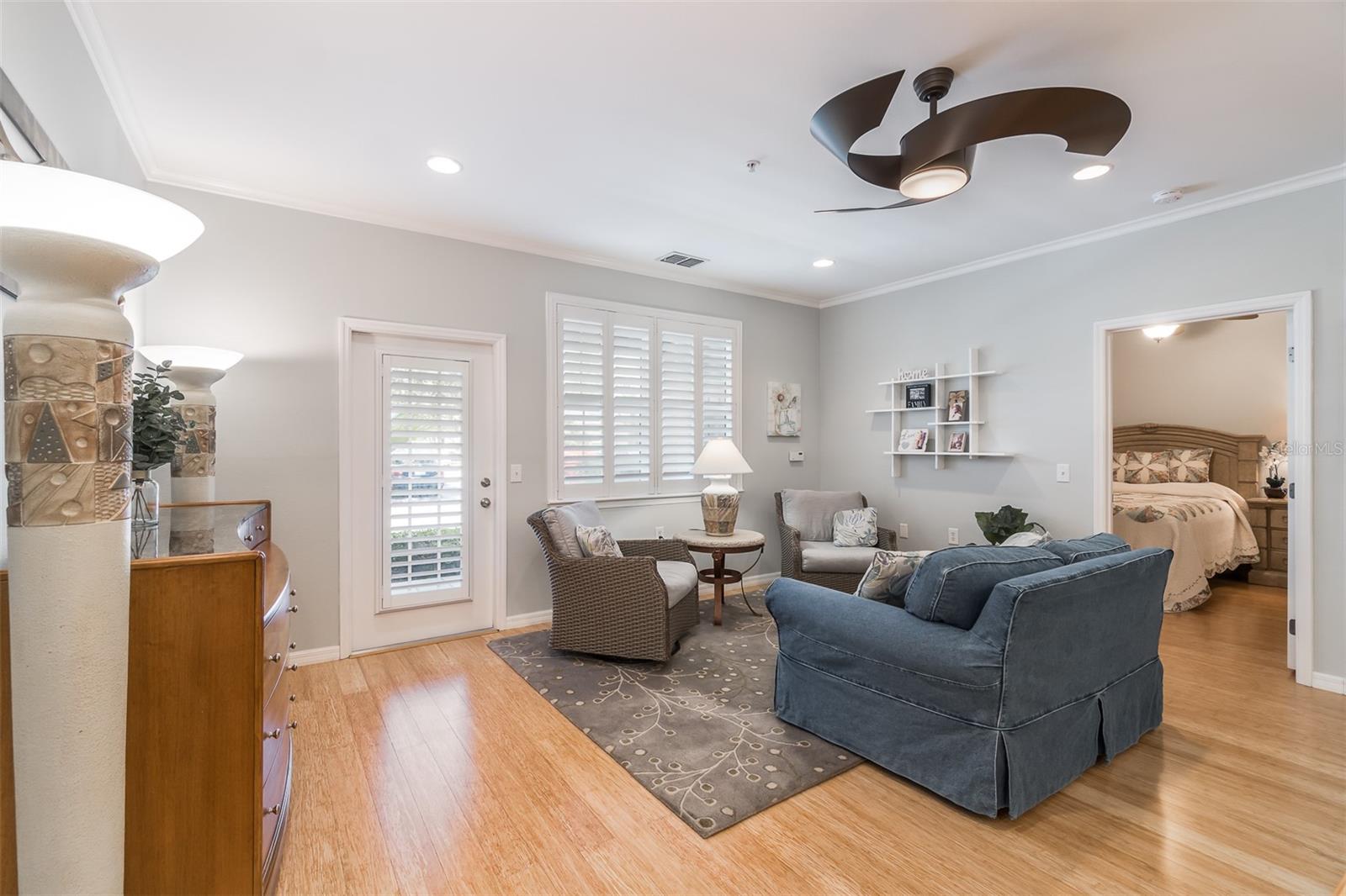 1600 VILLA CAPRI CIR #102