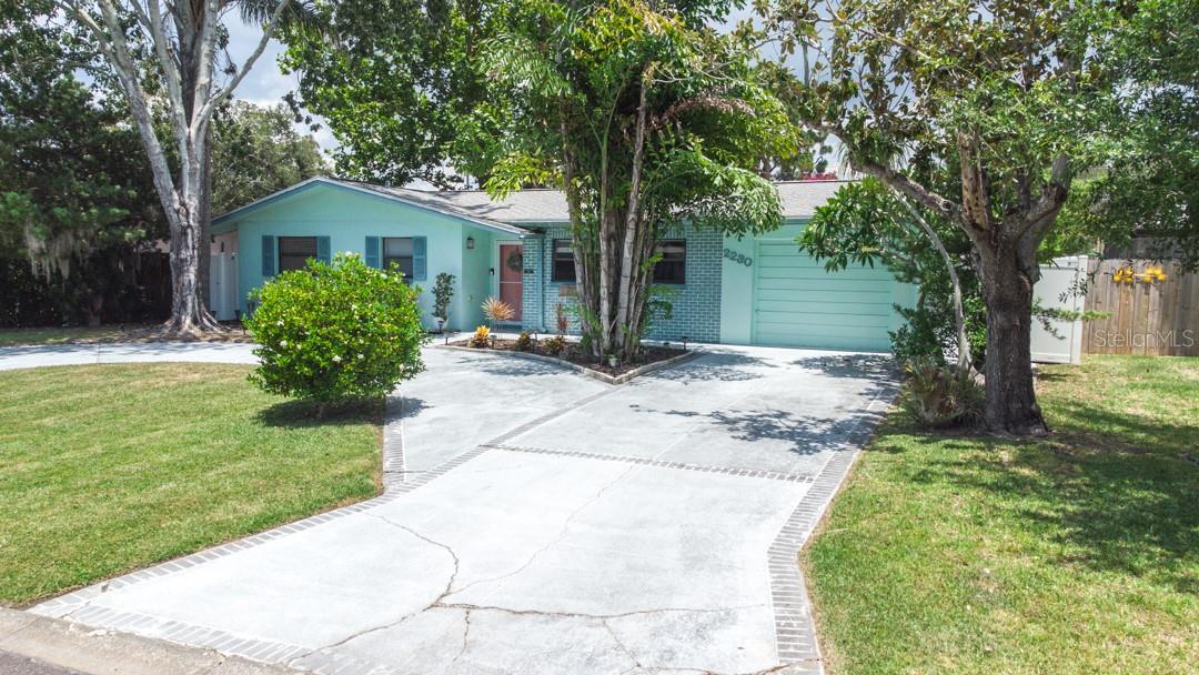 2230 MORNINGSIDE DR