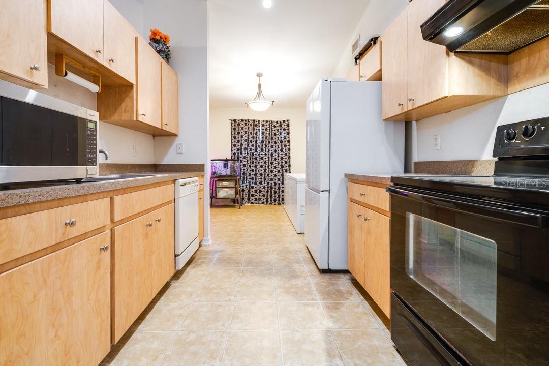 2800 OAK HAMMOCK LOOP