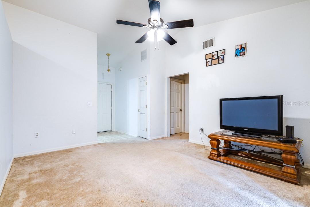 2800 OAK HAMMOCK LOOP
