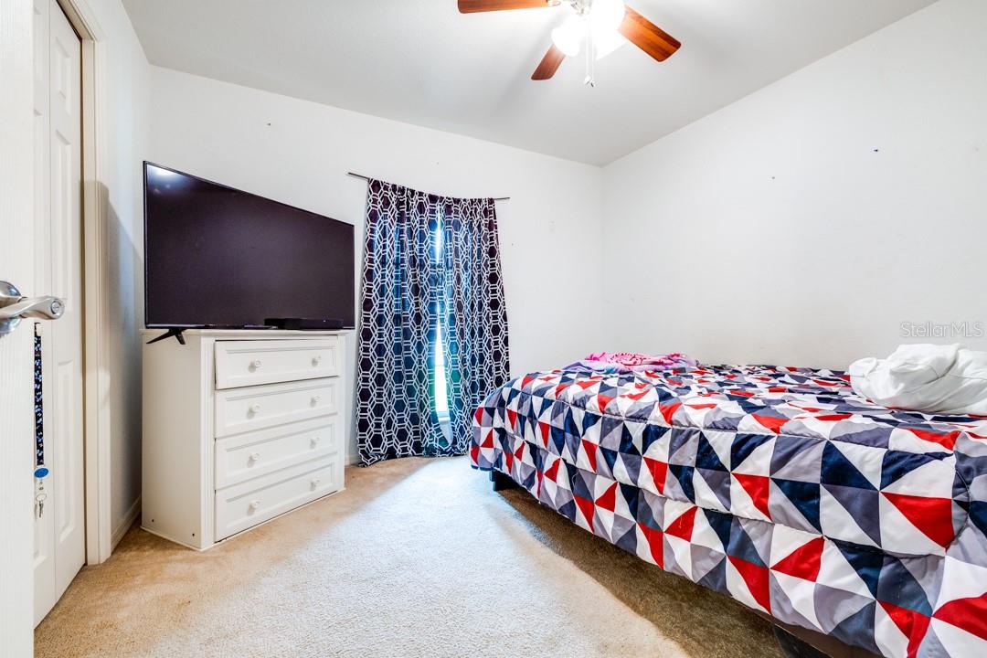 2800 OAK HAMMOCK LOOP