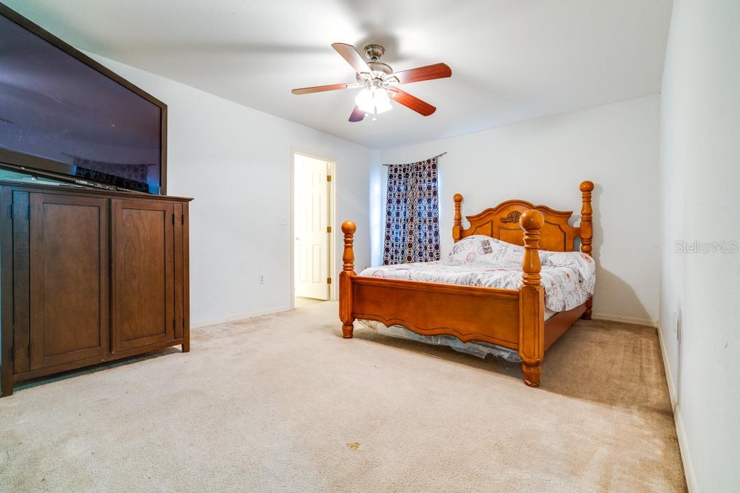2800 OAK HAMMOCK LOOP