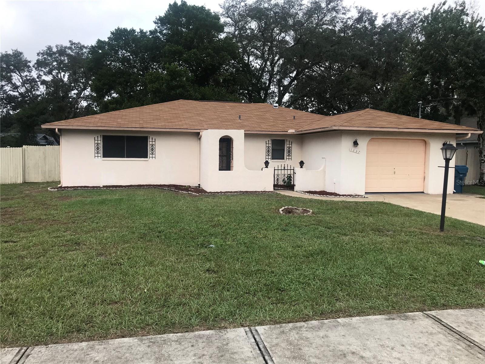 1257 WATERFALL DR