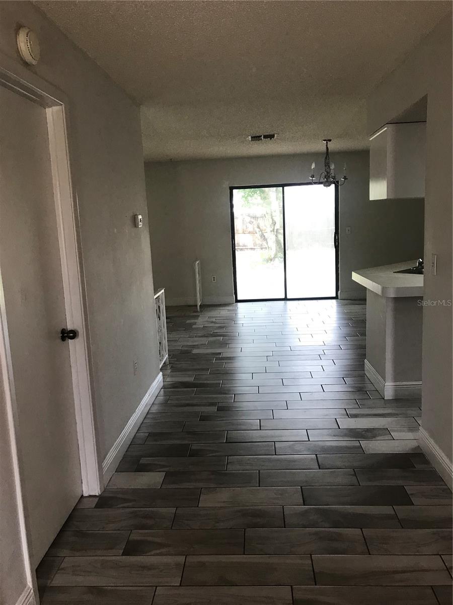 1257 WATERFALL DR
