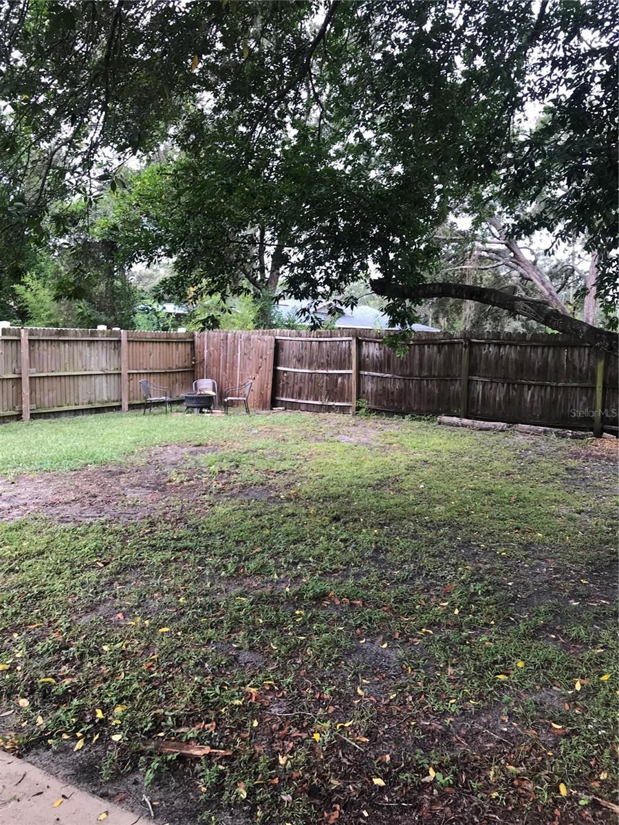 1257 WATERFALL DR