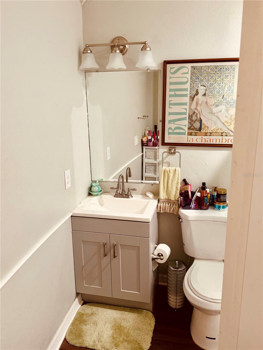 2377 LAKE WOODBERRY CIR