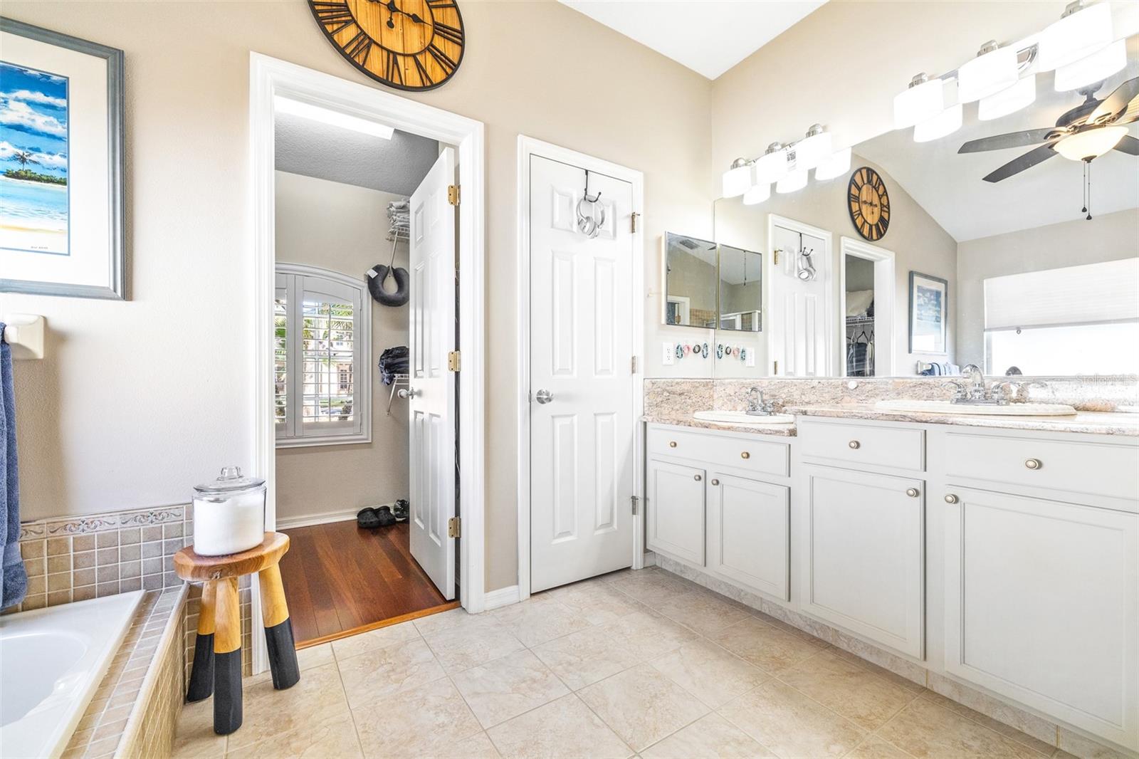 1606 HIDDEN MEADOW CT