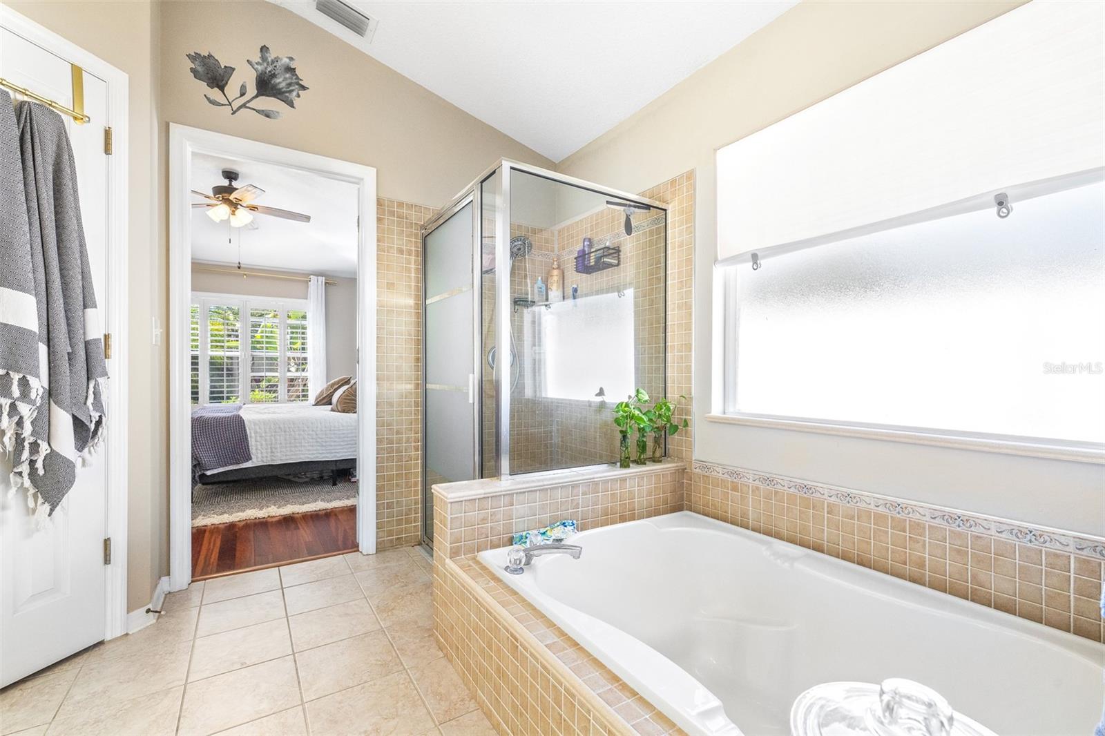 1606 HIDDEN MEADOW CT