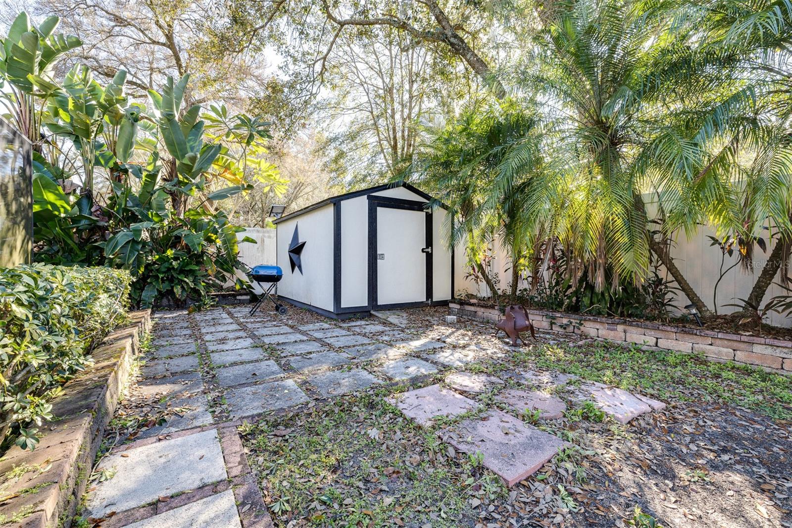 1606 HIDDEN MEADOW CT