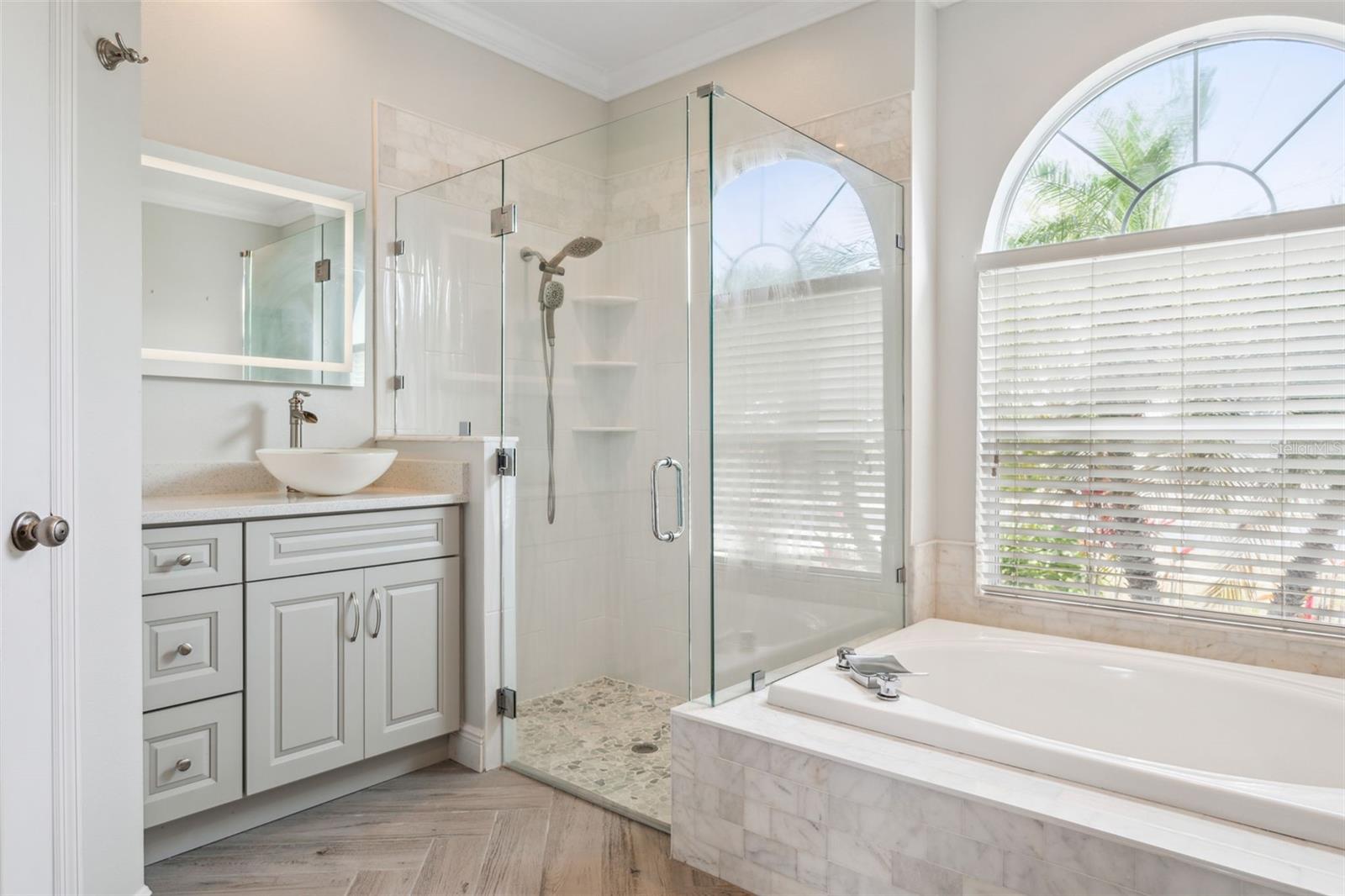 1548 MIRA LAGO CIR