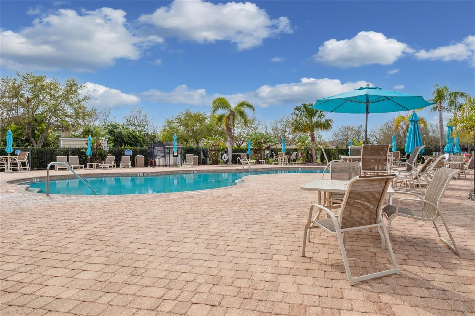 1548 MIRA LAGO CIR