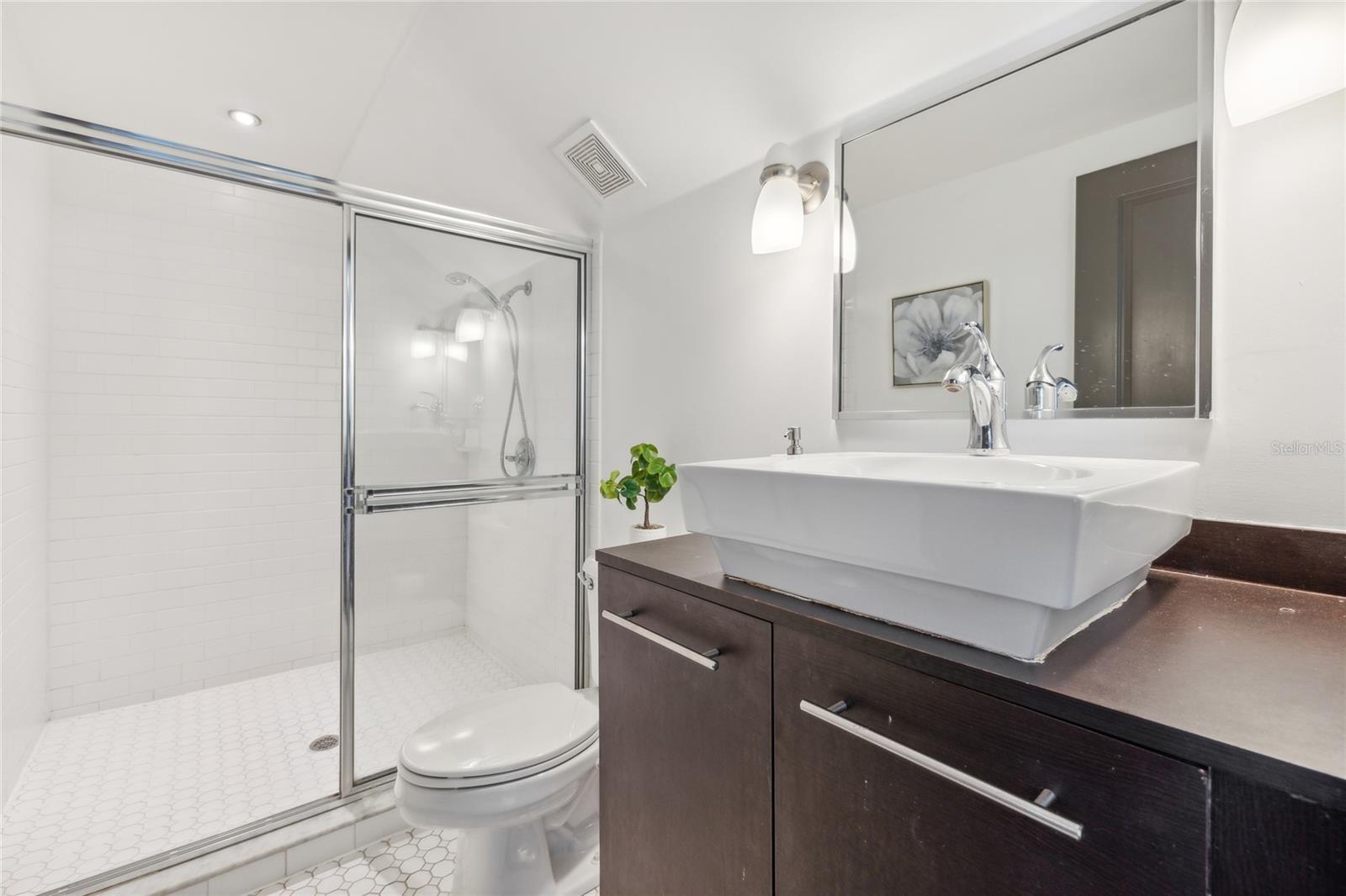 409 4TH AVE SW