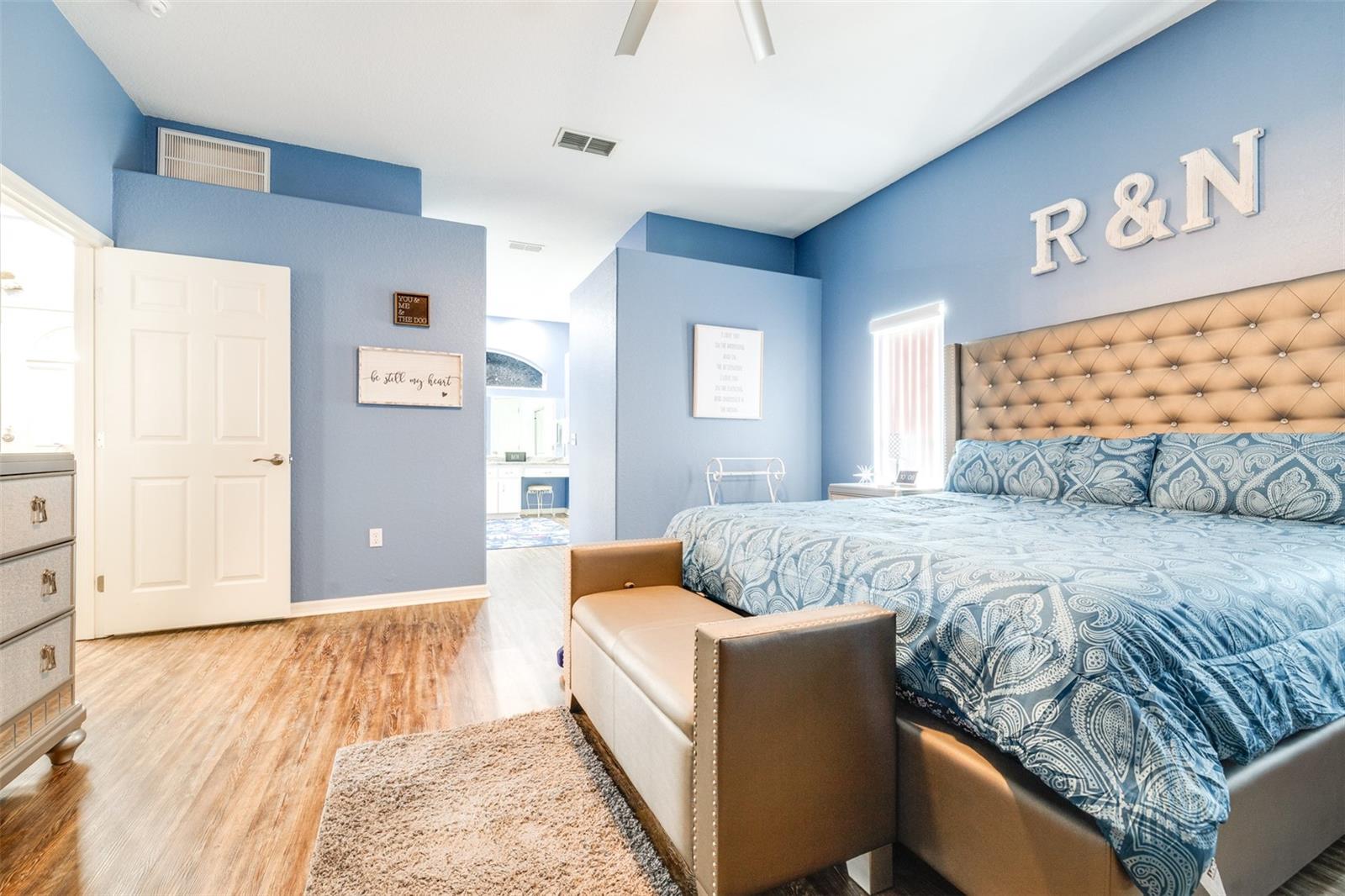 7619 CANTERBURY CIR