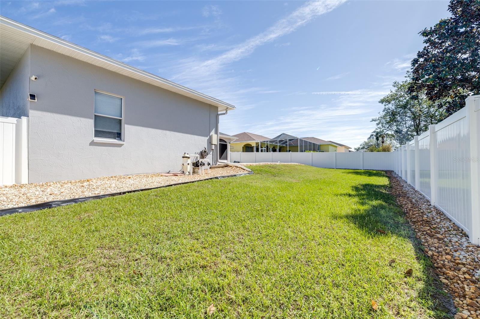 7619 CANTERBURY CIR