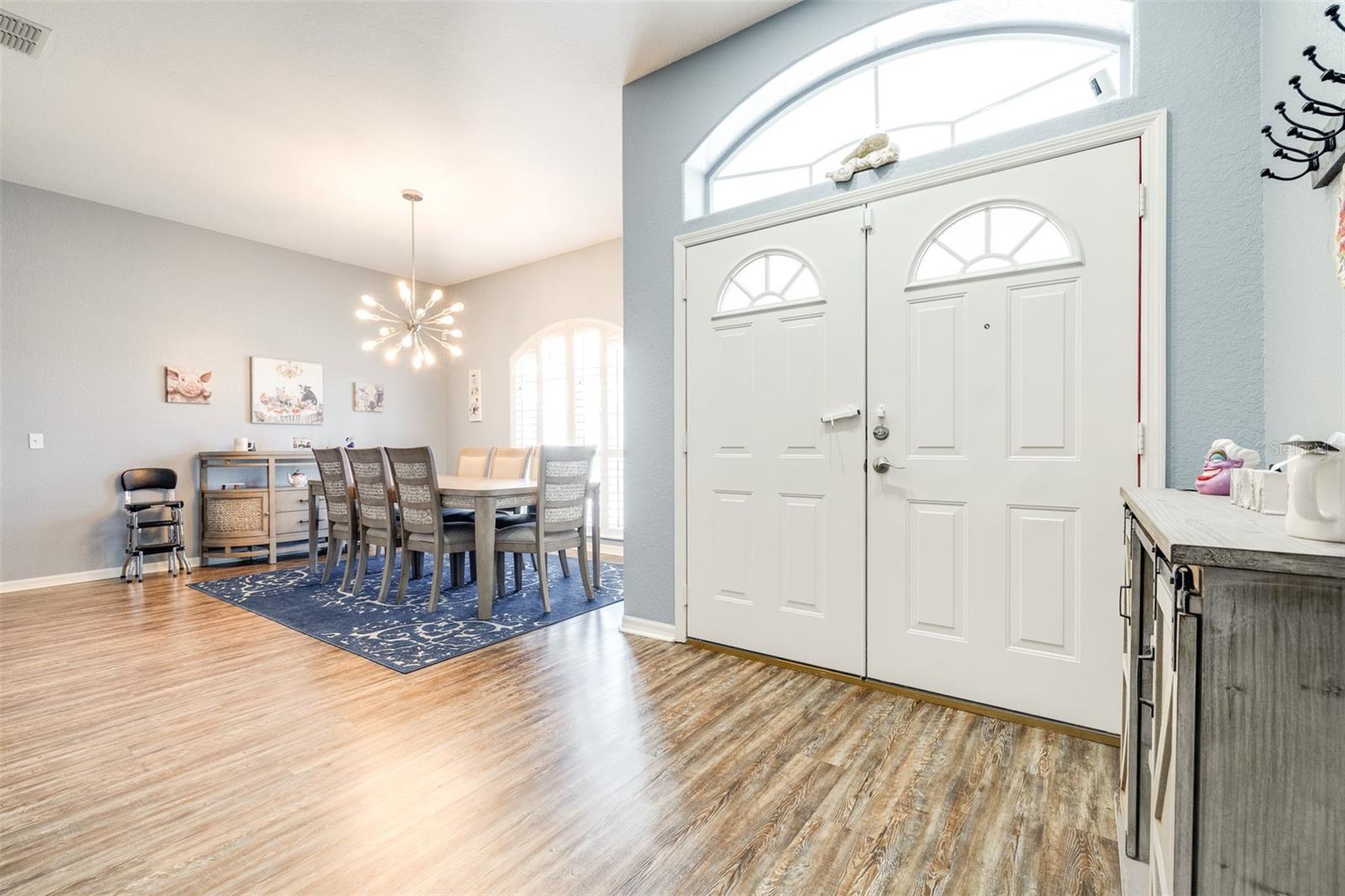 7619 CANTERBURY CIR