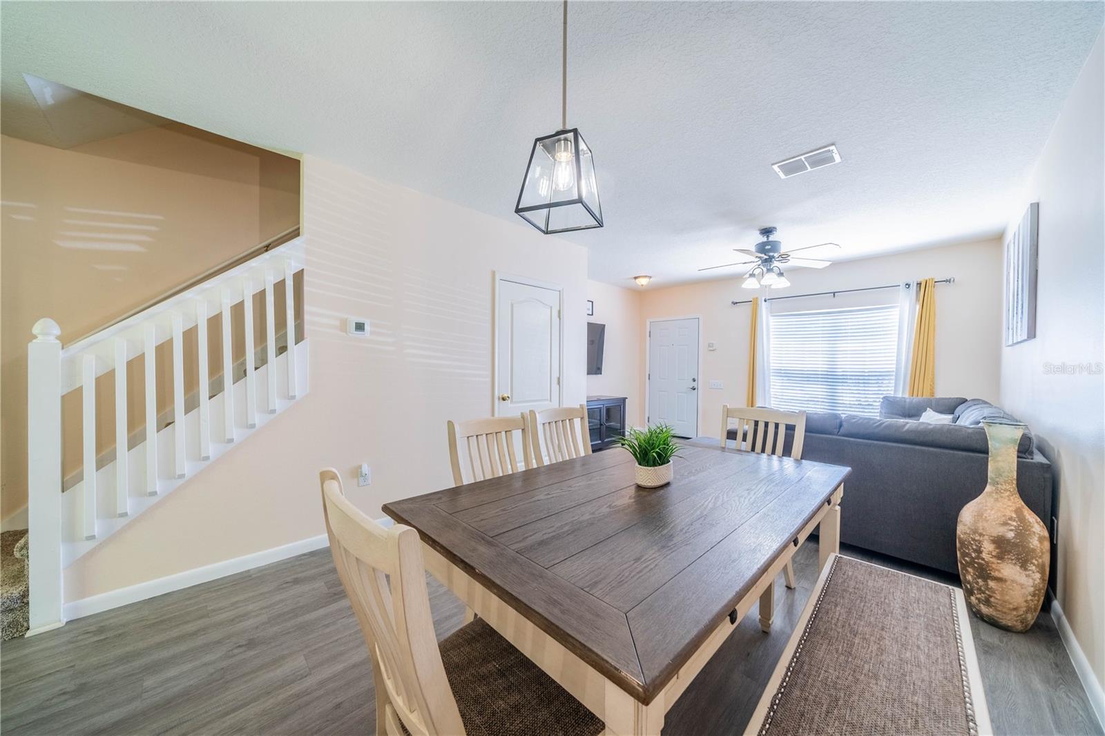 1129 KENNEWICK CT