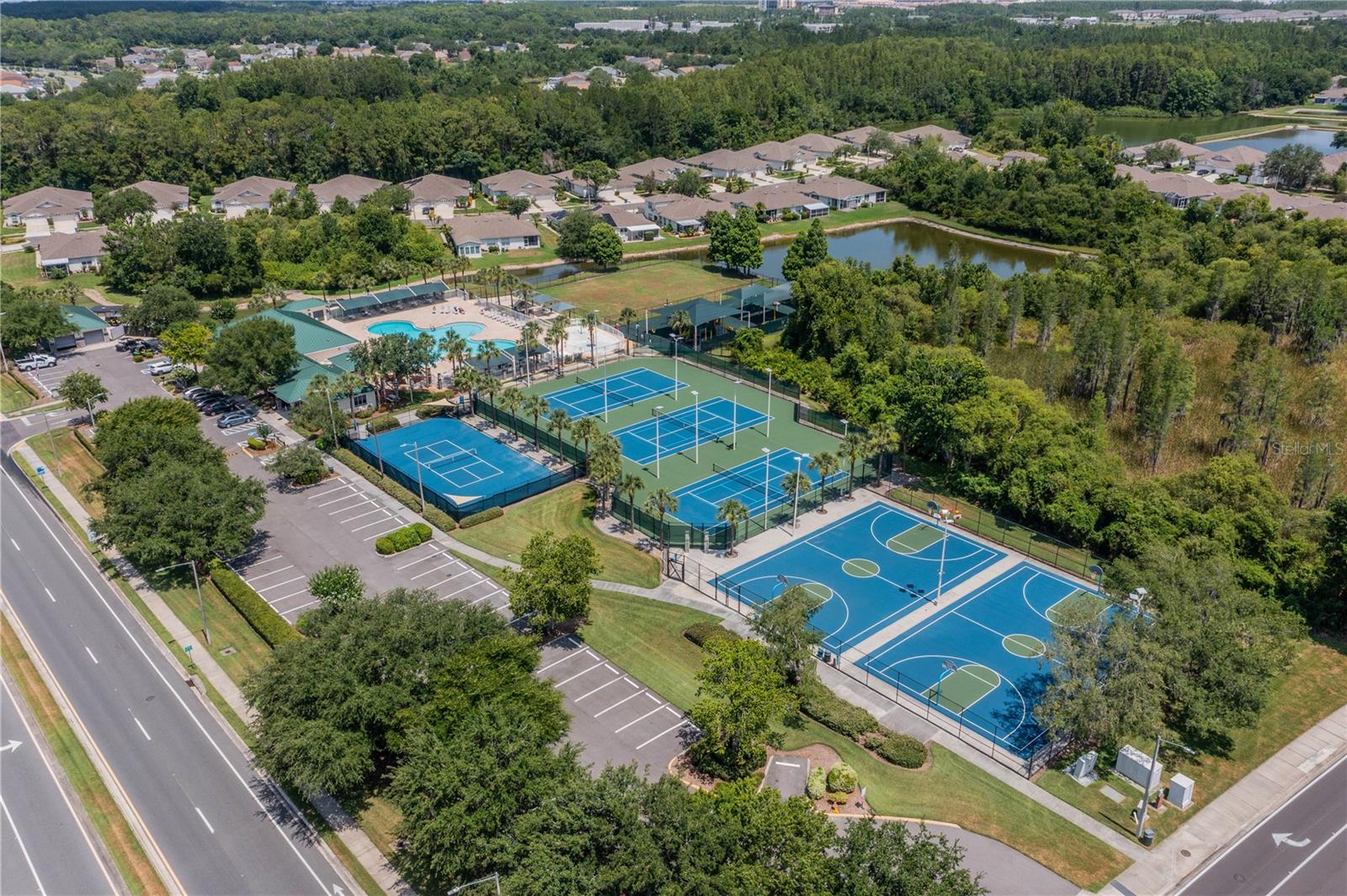 1129 KENNEWICK CT
