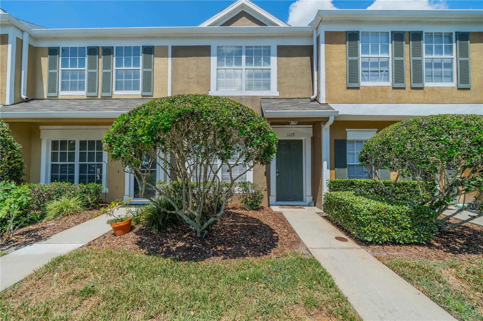 1129 KENNEWICK CT