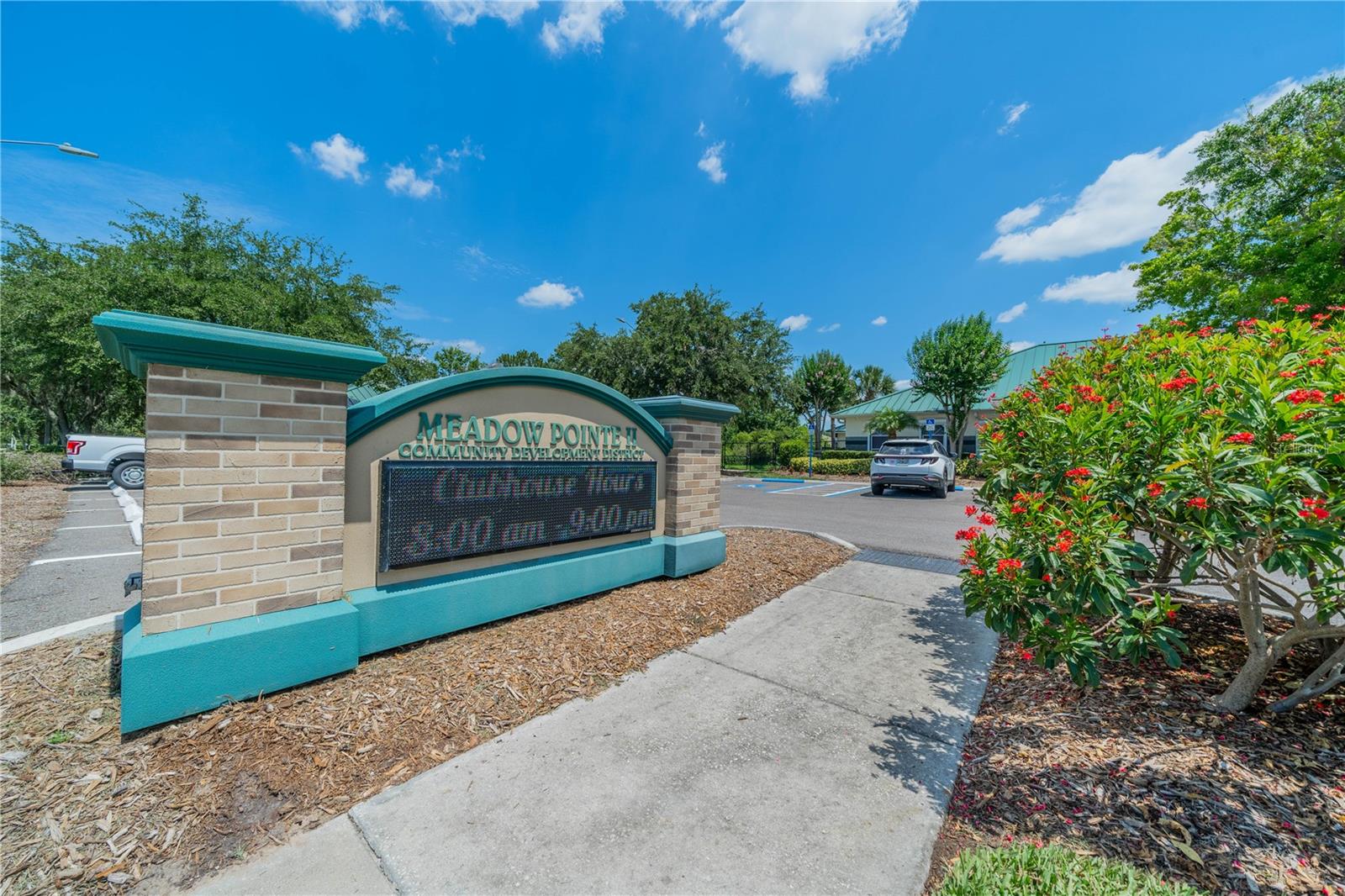 1129 KENNEWICK CT