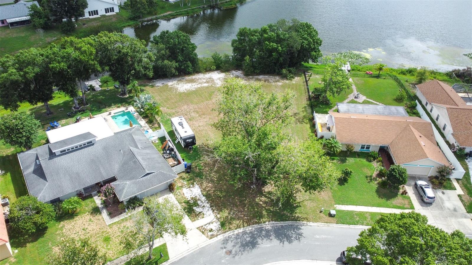 3209 PLEASANT LAKE DR