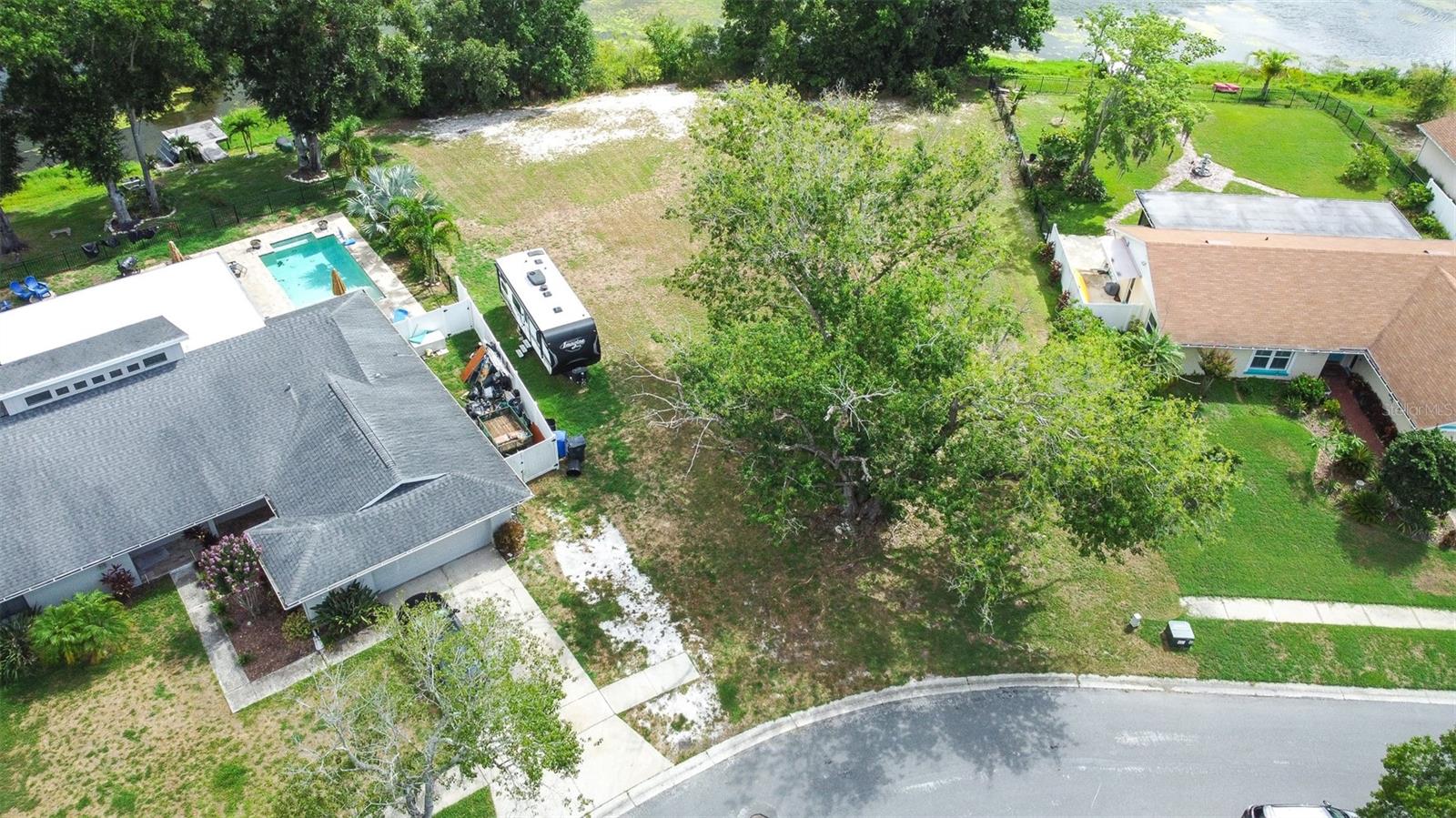 3209 PLEASANT LAKE DR