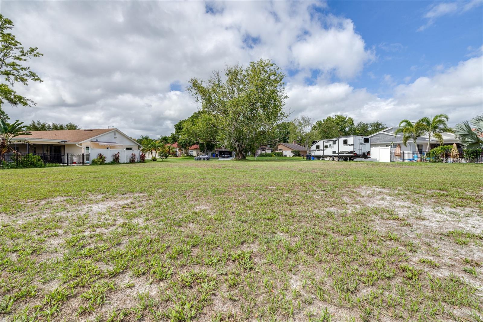 3209 PLEASANT LAKE DR