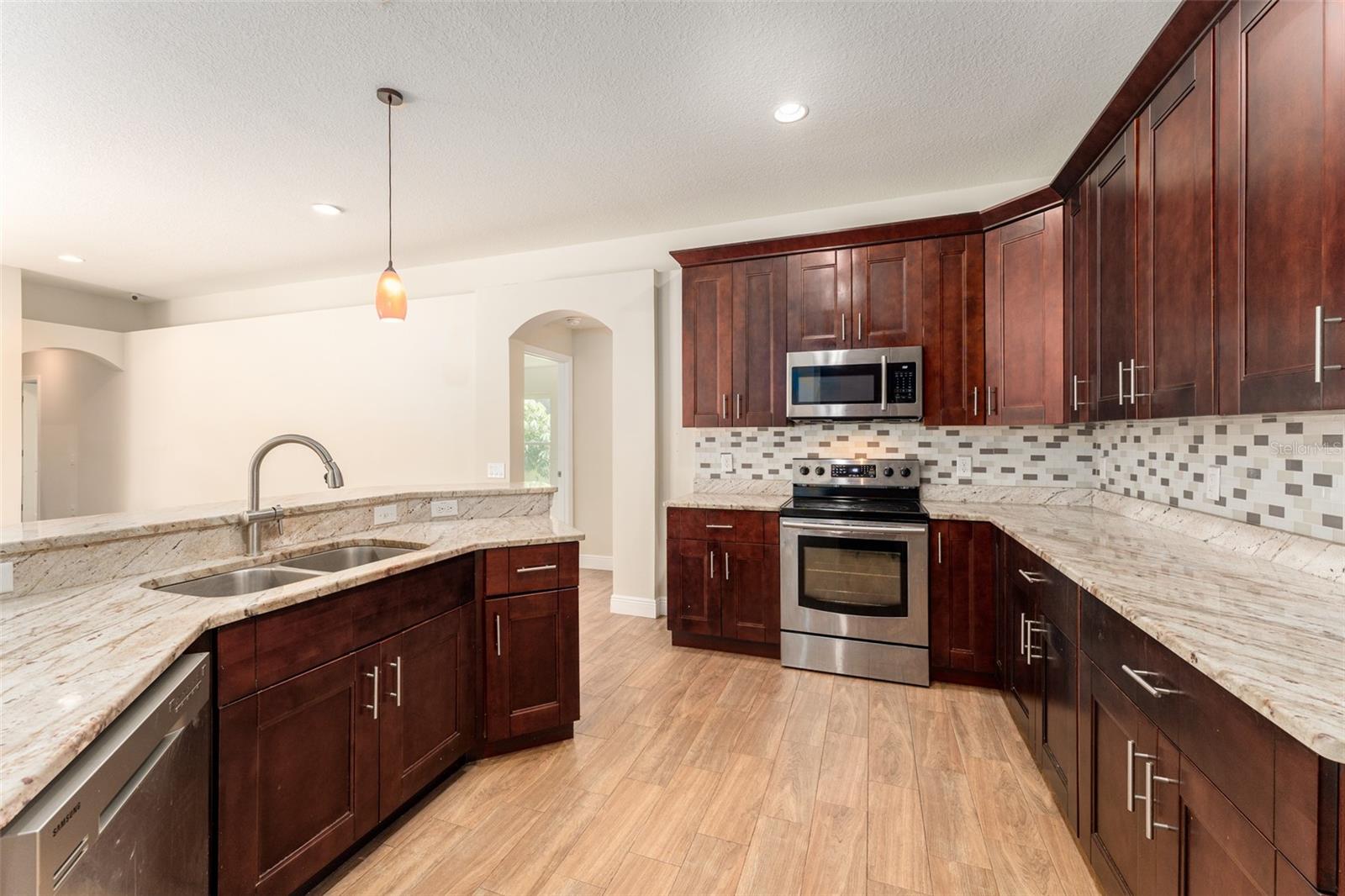 4323 BALINGTON DR