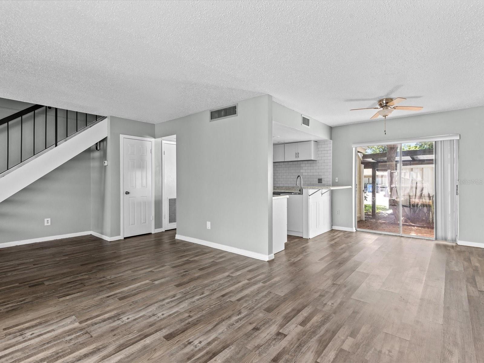 7319 BAJA CT
