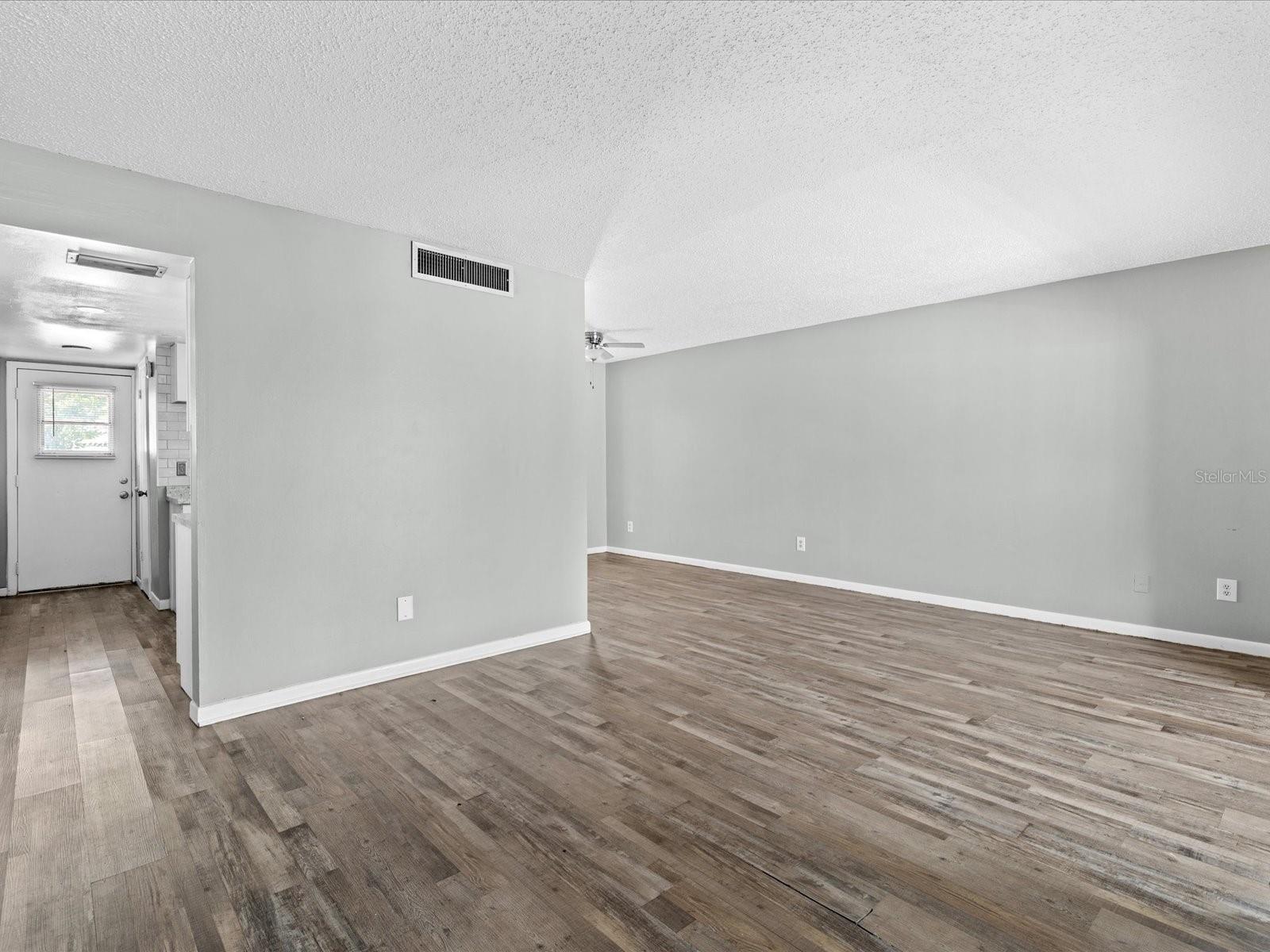 7319 BAJA CT