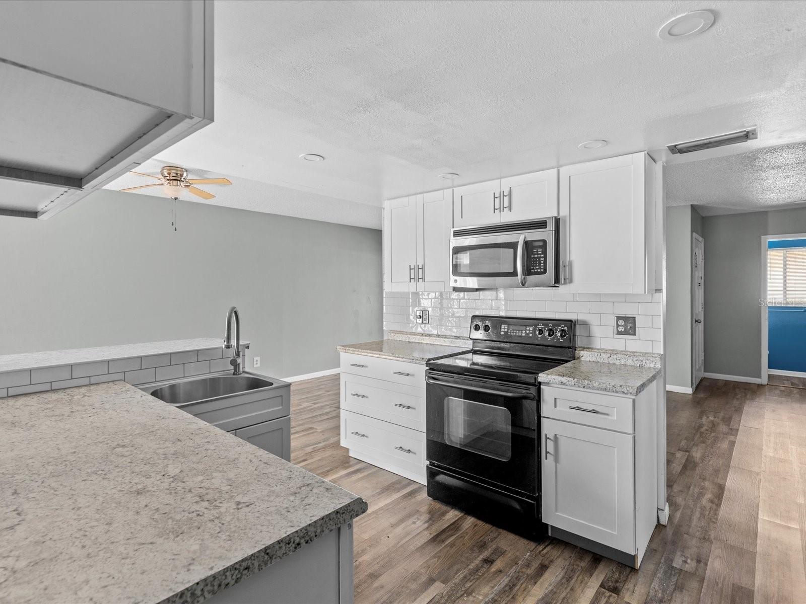 7319 BAJA CT