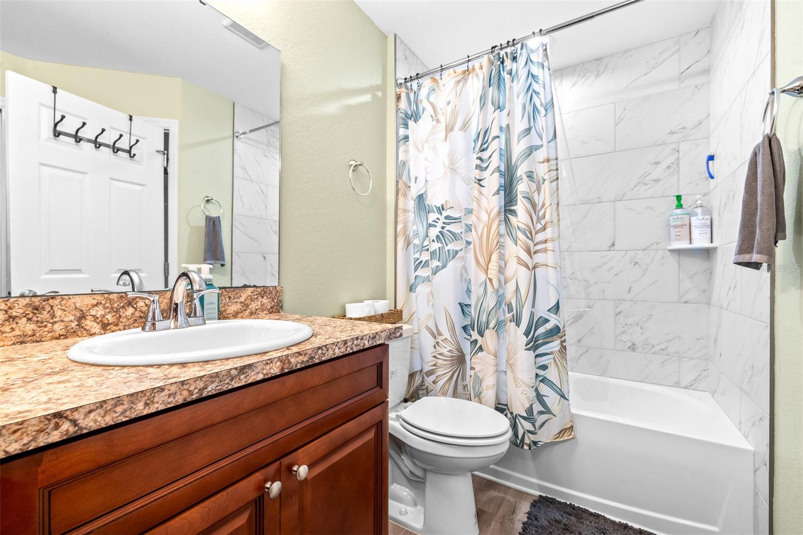 1223 PASTEUR RD
