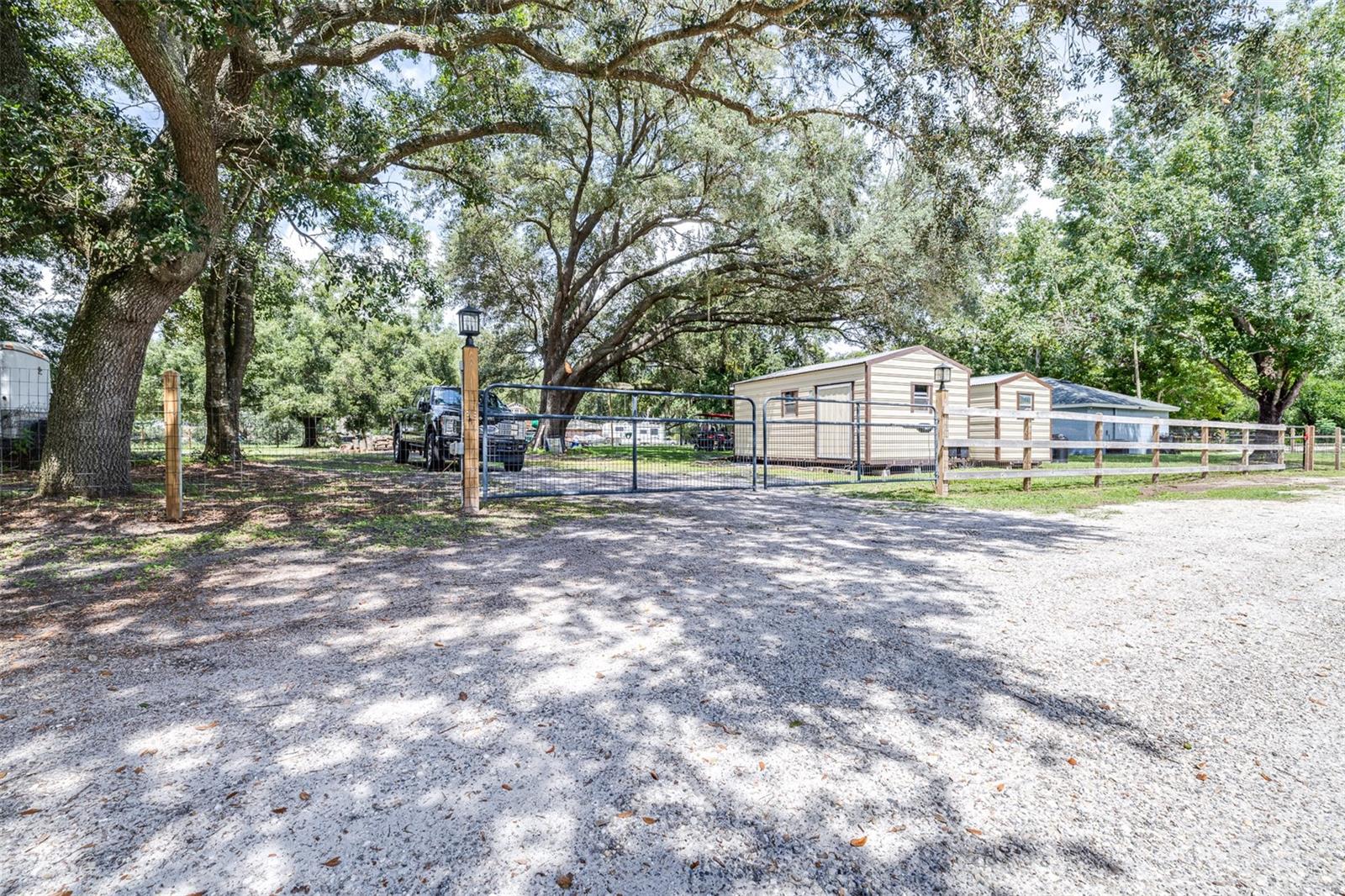 1223 PASTEUR RD