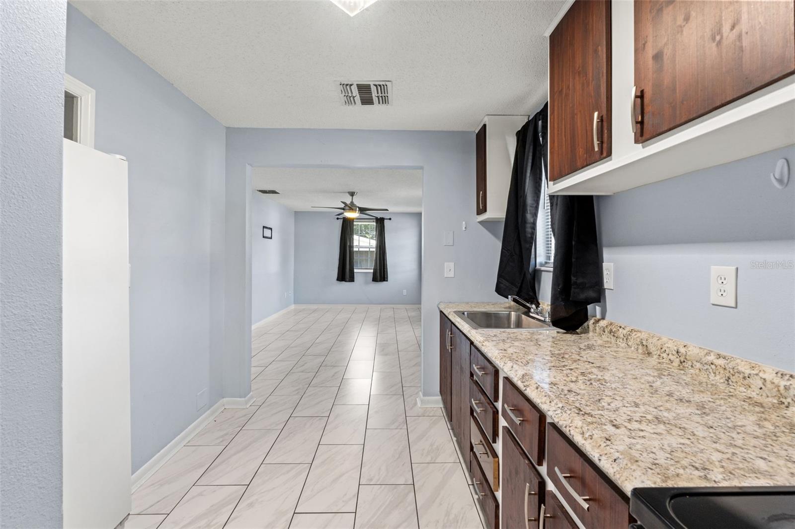 9638 BAYSIDE CT