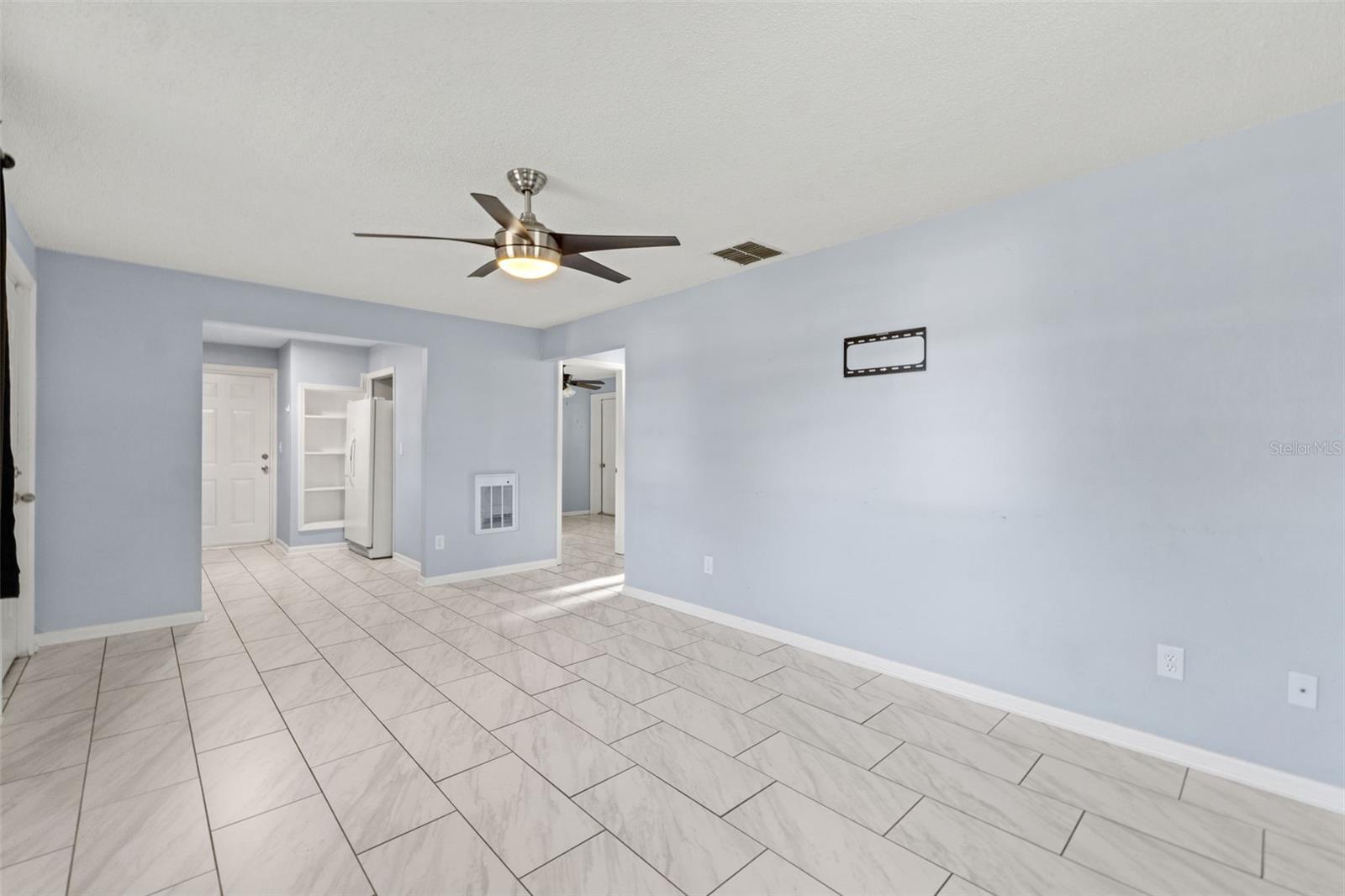 9638 BAYSIDE CT