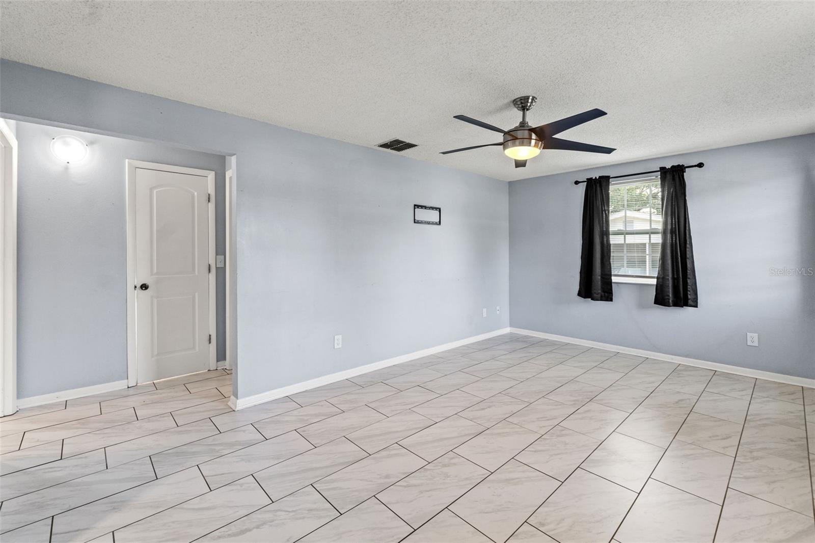 9638 BAYSIDE CT