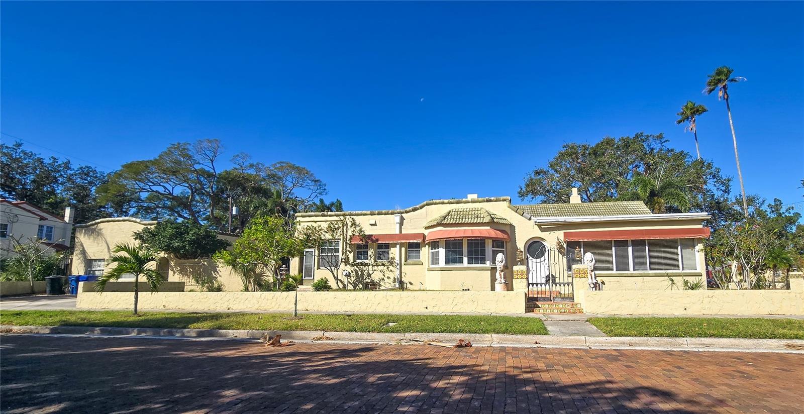 1756 PASADENA DR
