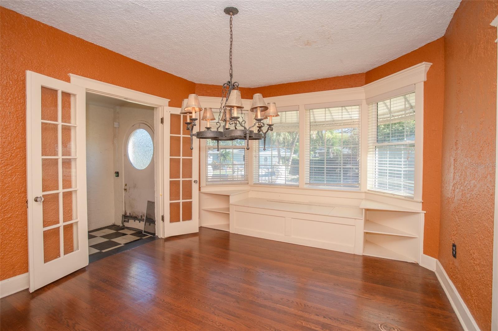 1756 PASADENA DR