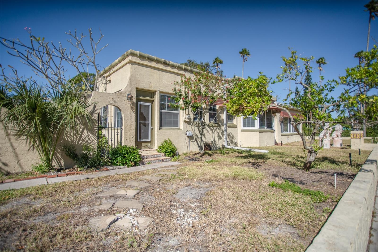 1756 PASADENA DR