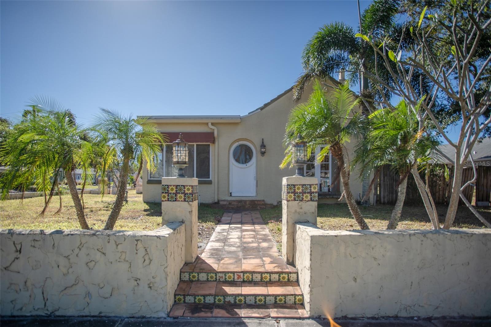 1756 PASADENA DR
