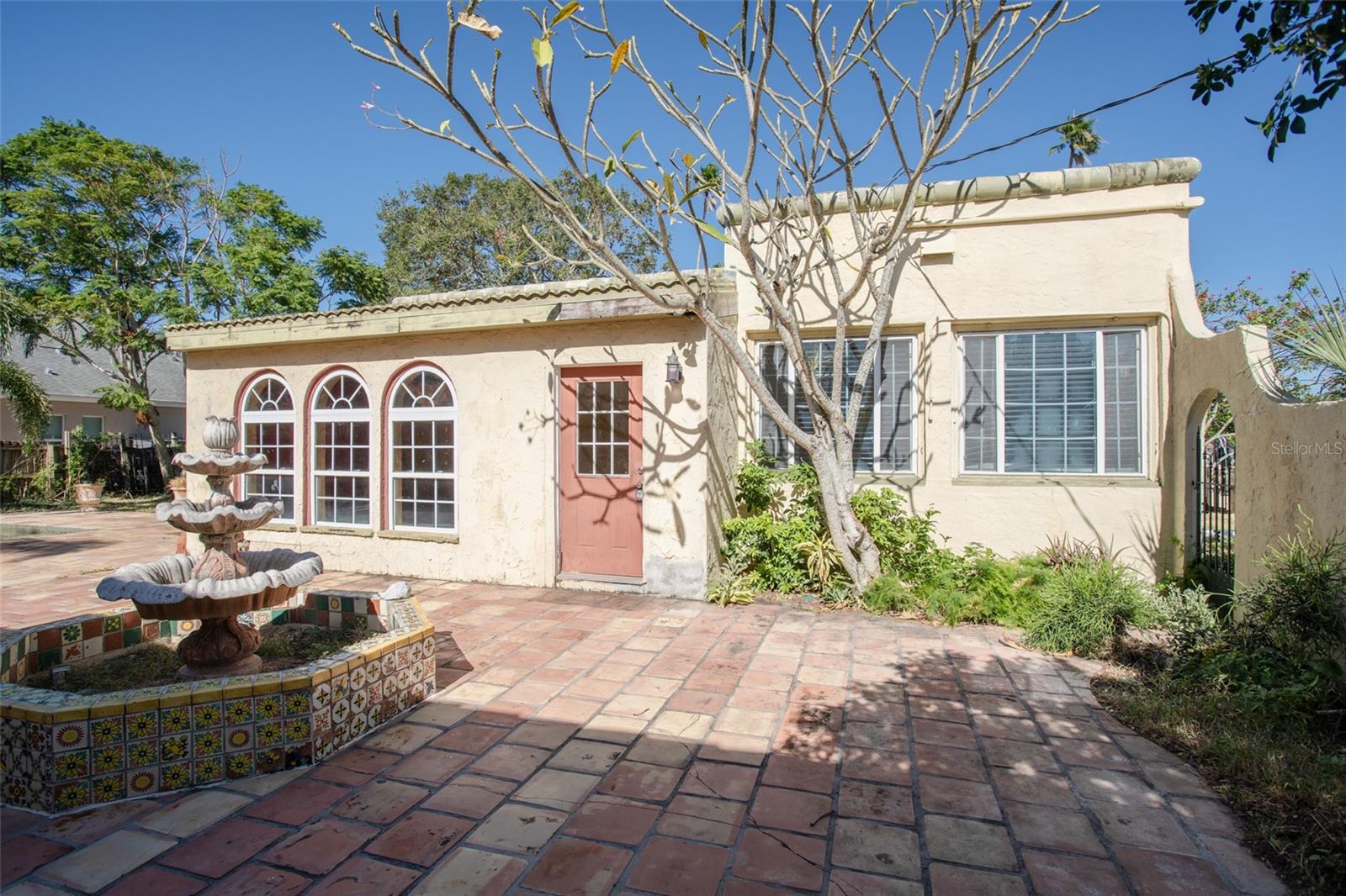 1756 PASADENA DR