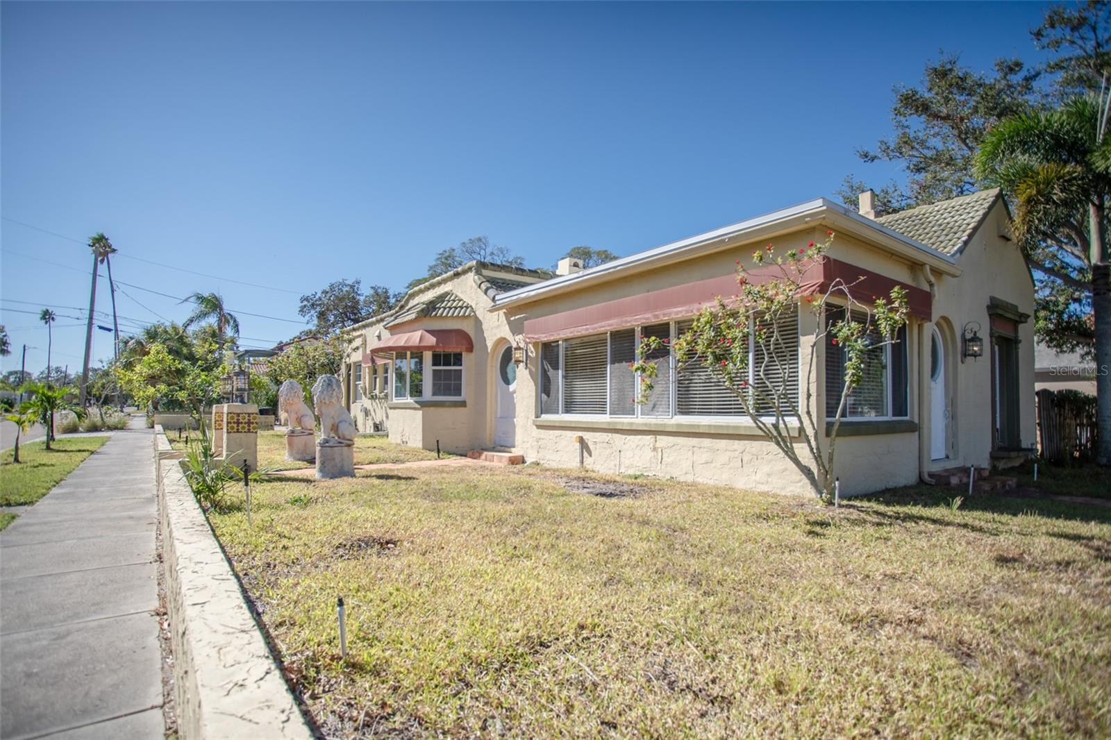 1756 PASADENA DR