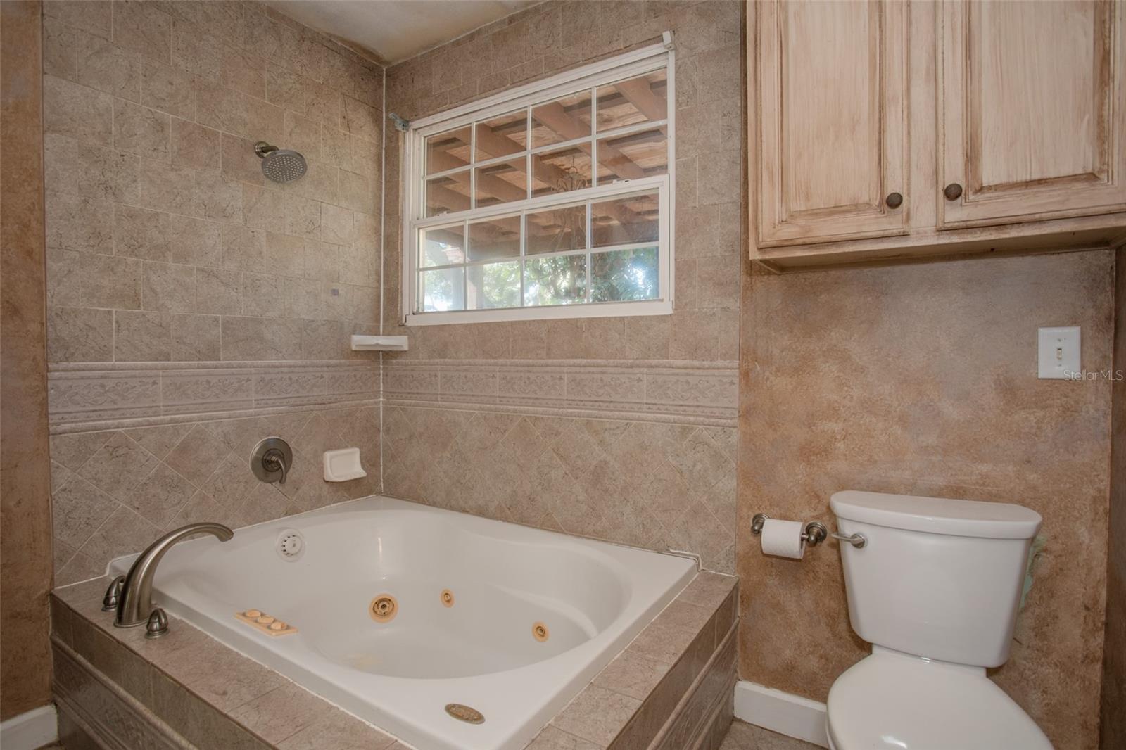 1756 PASADENA DR