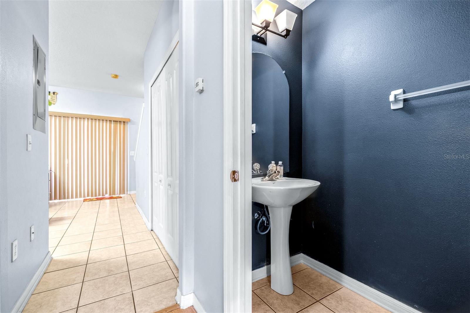 3529 HIGH HAMPTON CIR