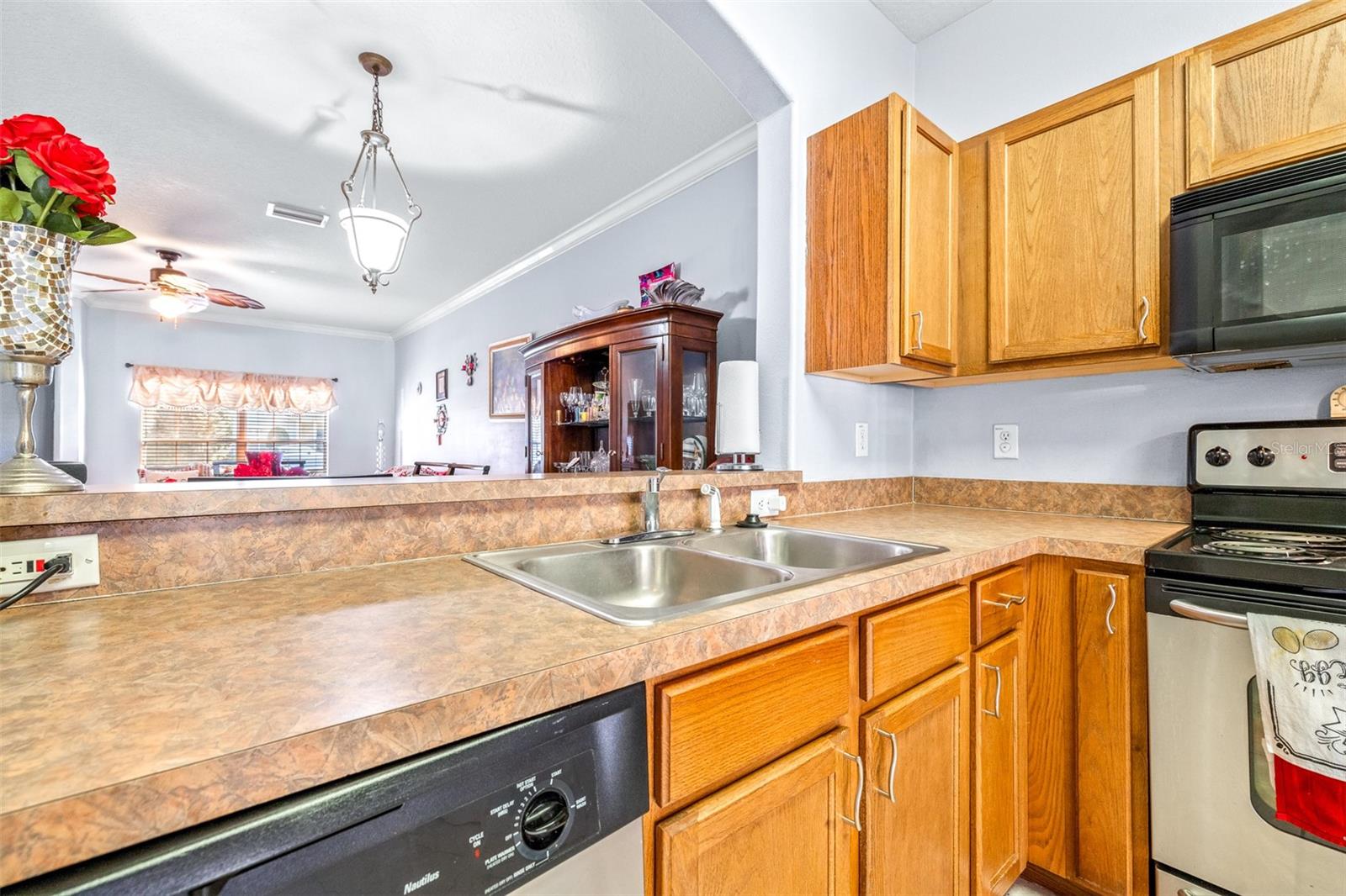 3529 HIGH HAMPTON CIR