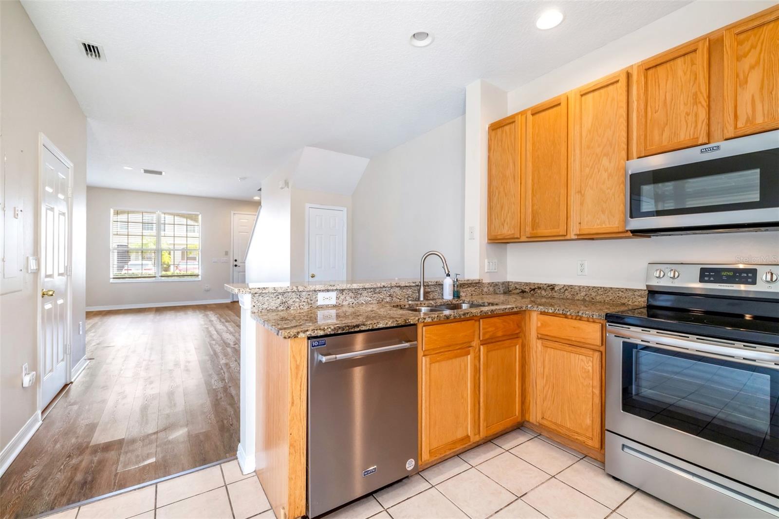 12704 COUNTRY BROOK LN