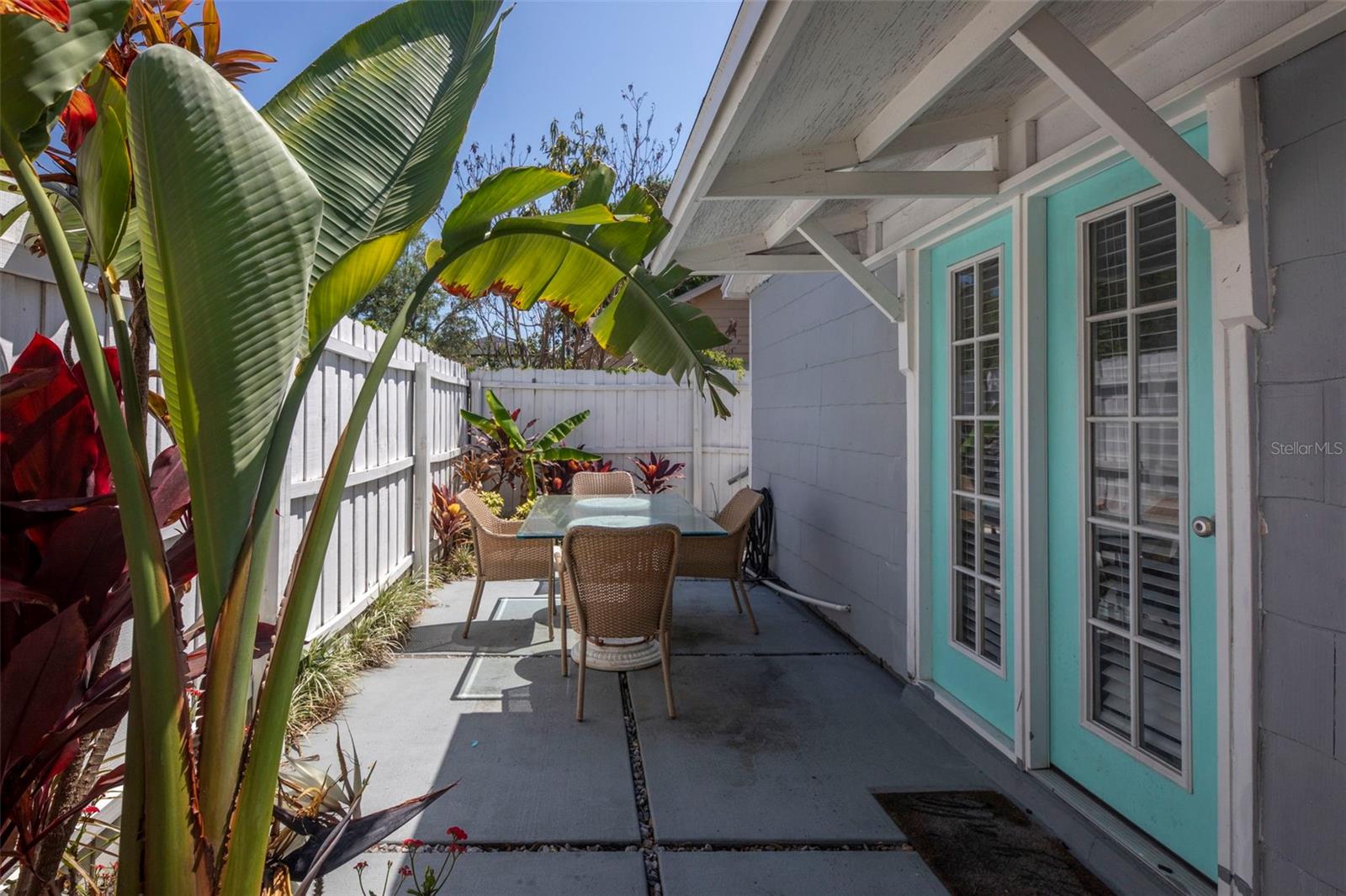 3422 W SAN PEDRO ST