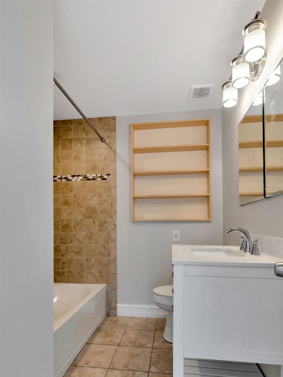 3422 W SAN PEDRO ST
